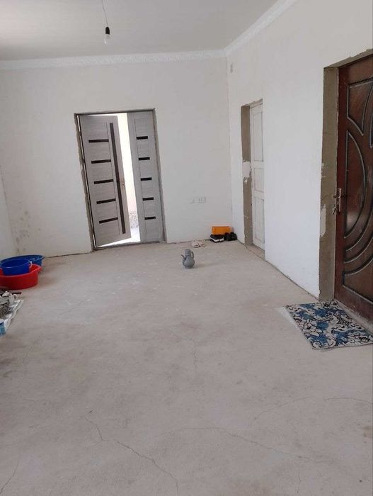 Навоий шахари фарход Савхозда ховли сотилади 4*сутих