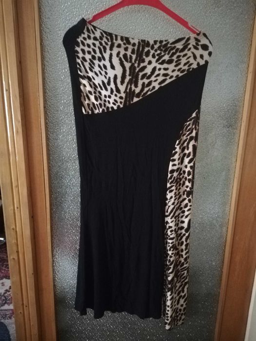 Bluza cu fusta la set, imprimeu de leopard, Marimea XL, Negociabil