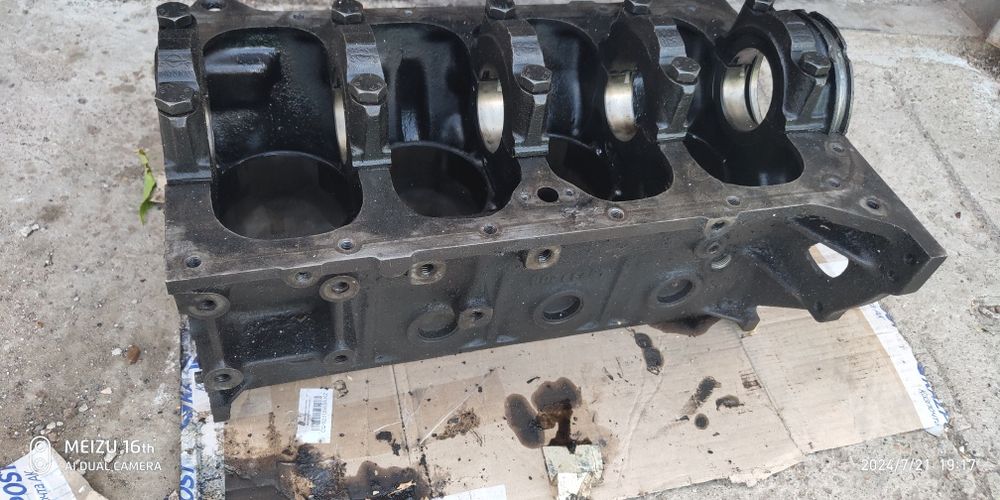 Запчасти на двигатель Опель Фронтера а C2,4NE