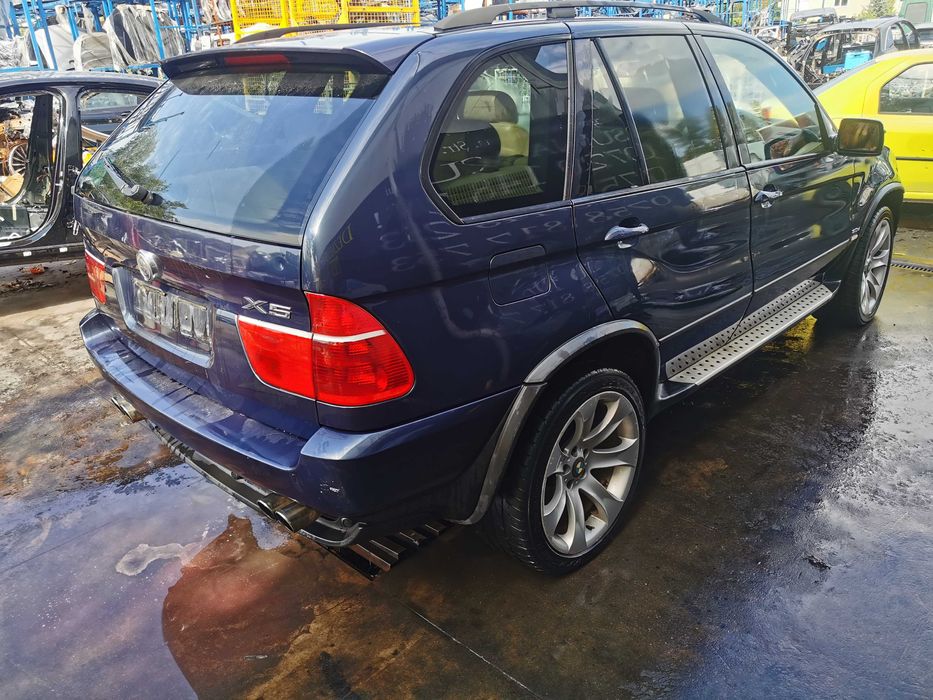 Dezmembrez bmw x5 e53 facelift 218 cp/grup x5/bara fata x5/capota x5/