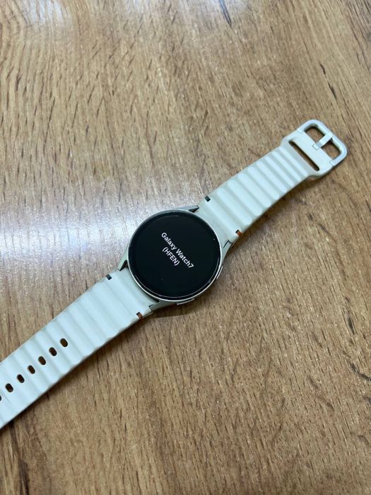 Смарт-часы Galaxy Watch 7