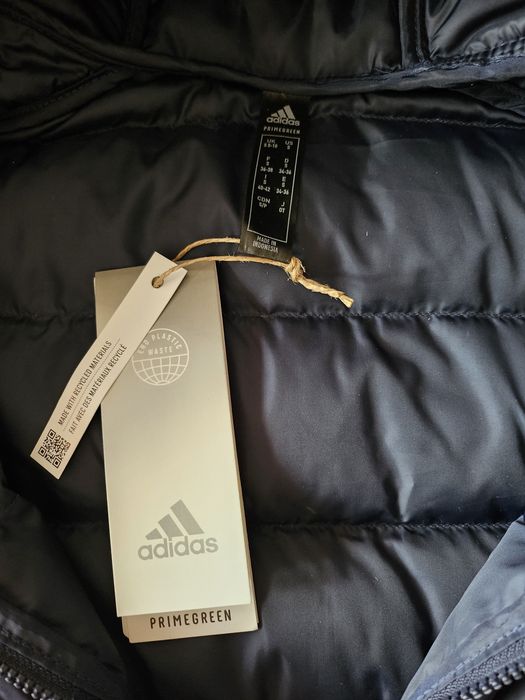 Дамско пухено яке Adidas