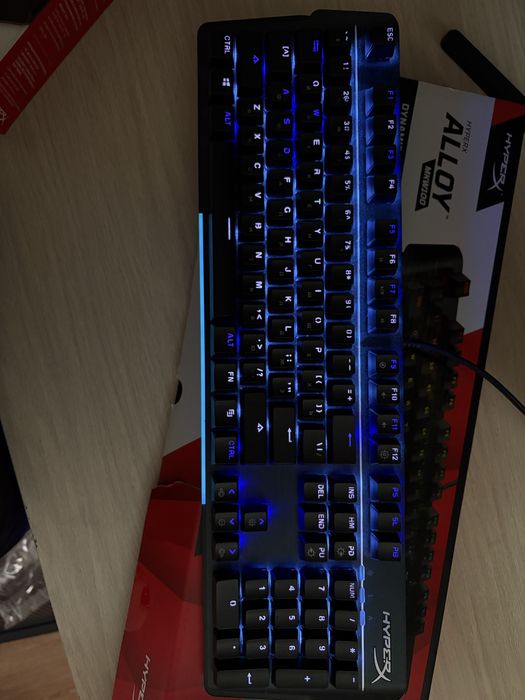 Клавиатура HyperX Allow MWK100