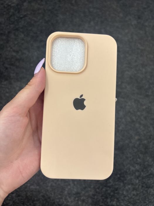 Продам чехлы на айфоны