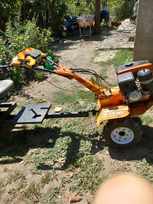 Motocultor în stare perfecta