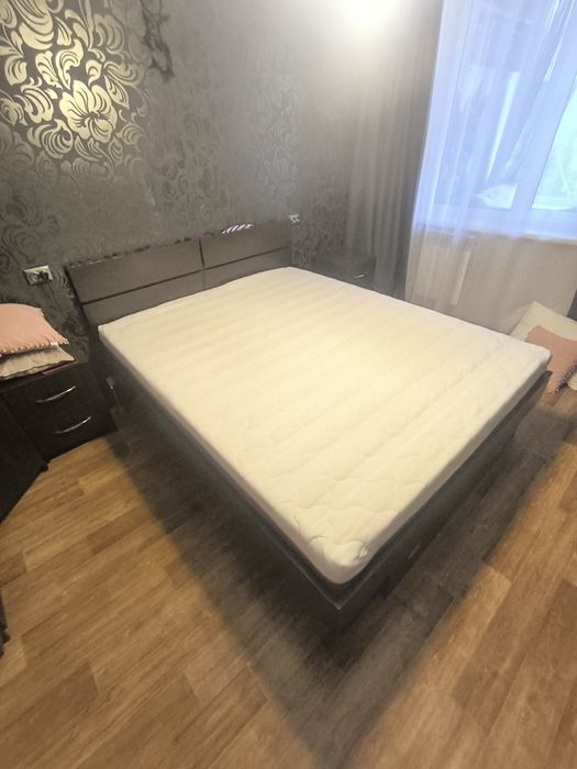 Продам кровать  двуспальную