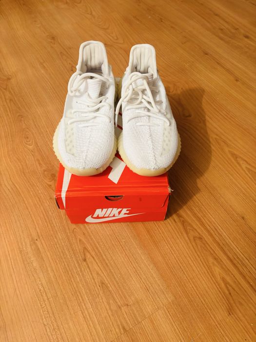 Продам новые кросовки