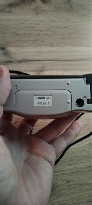 Продаеться плёночный фотоаппарат Canon Prima Bf-9s