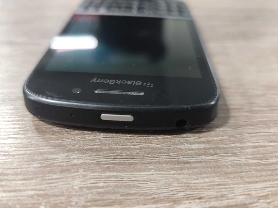 Мобилен телефон BlackBerry Q10 16gb/2gb