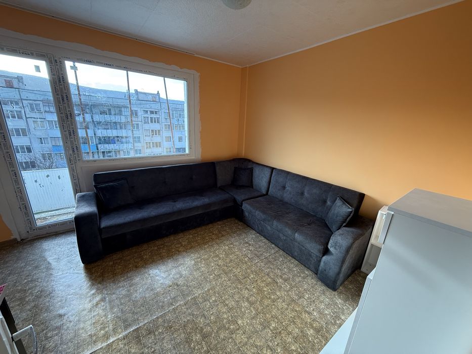 Апартамент в центъра на гр. Девня