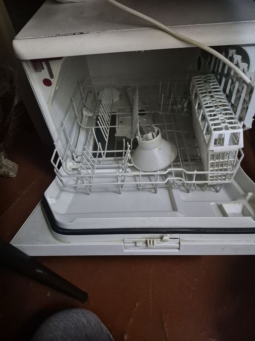 Продам посудомойку