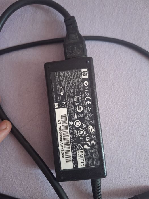 Mouse ,tastatura, cablu alimentare laptop