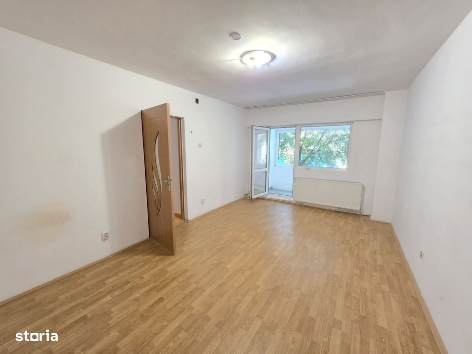 Chirie Apartament 2 Camere decomandat Centrul Civic Str.Toamnei Cec