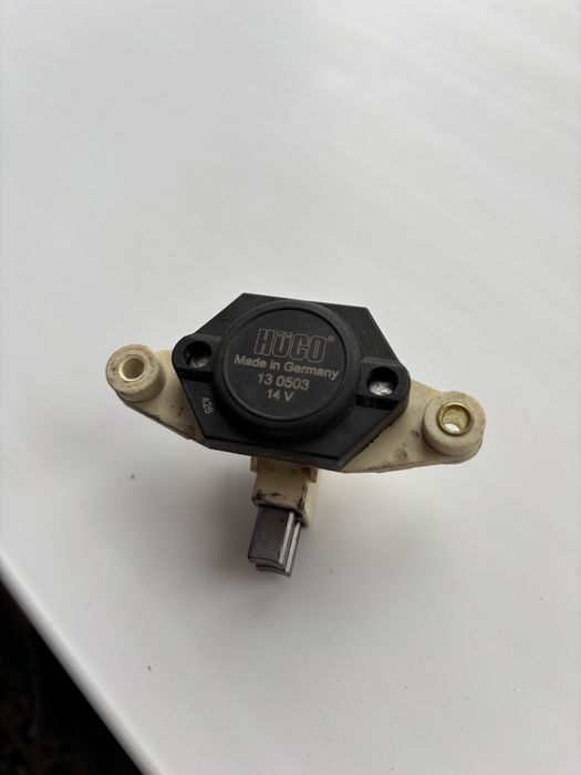 Продаю щетку на генератор