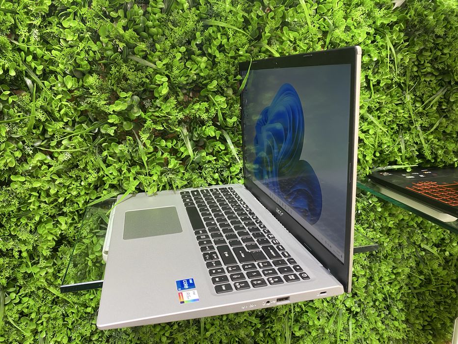 Acer i5 yangi pokalena dasturlash va IT uchun