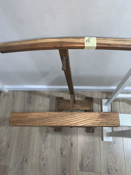 Вешалка напольная дерево. Цену уточняйте.