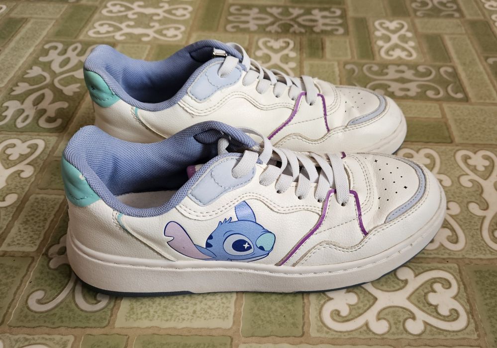 Маратонки Стич Зара