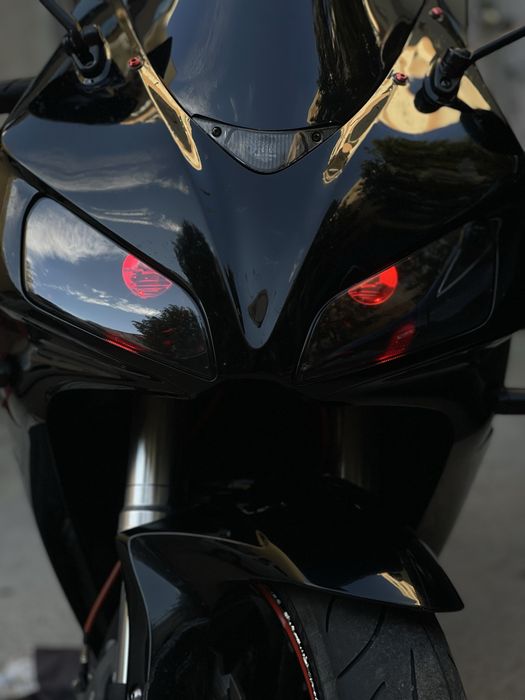 Honda CBR 1000RR Fireblade SC57