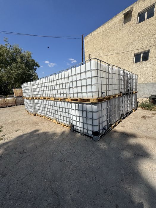 Бидони/Цистерни/ibc-контейнери 1-тон/1000 литра за вода,горива,течност