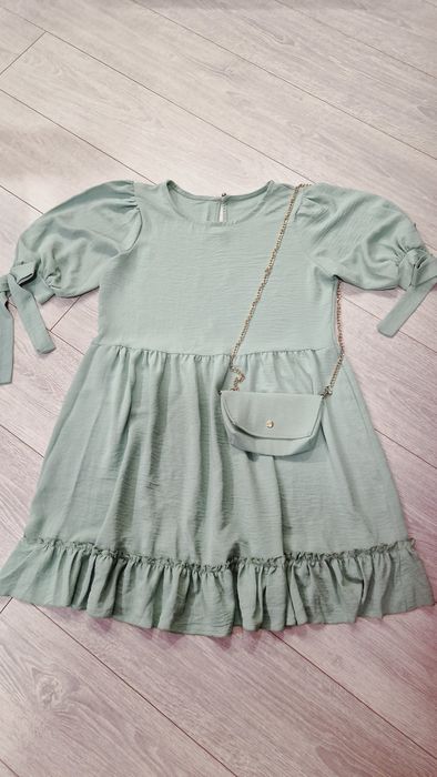 Лятна рокля, елегантна