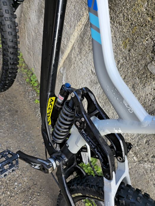 DH bike 27.5 Mullet Votec Перфектен, Rockshox Boxxer,  4-бутални Zee,