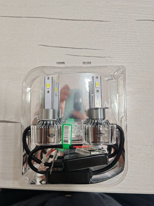 Продается комплект автомобильной светодиодной (LED)