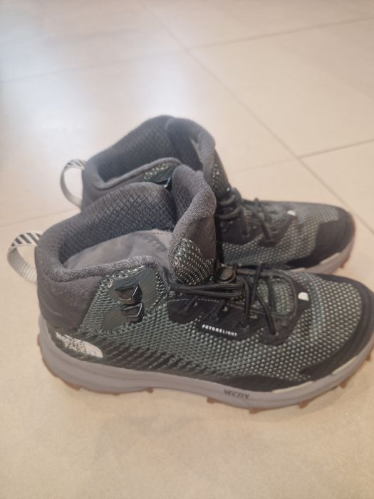 Ghete The North Face mar 38,5 EU  in conditii f bune