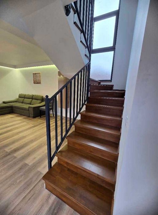 Casa de inchiriat strada Doja