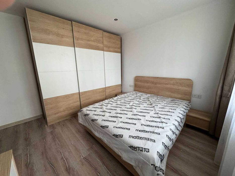 Тристаен апартамент - Люлин център