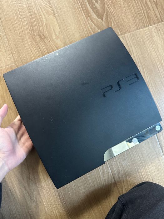 Playstation3 320gb. 20 ta uyin. 3 ta pult