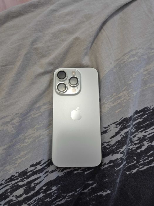 IPhone 15 pro 128 GB