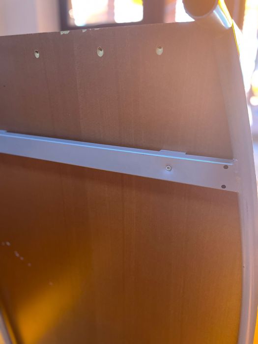 Стеклянный столик