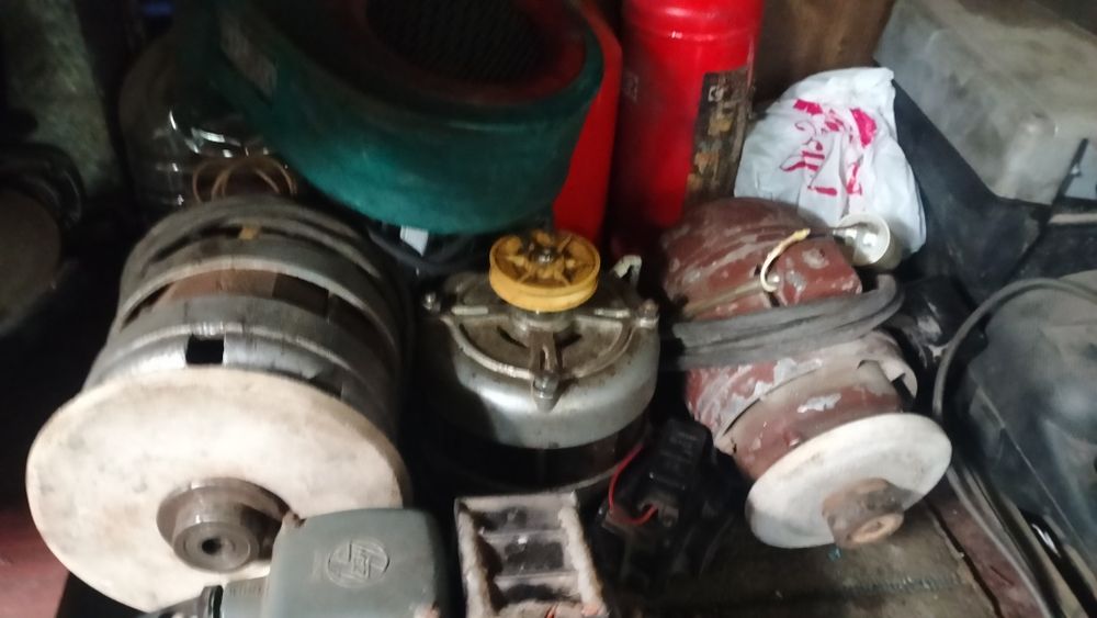Продам электродвигателя разные