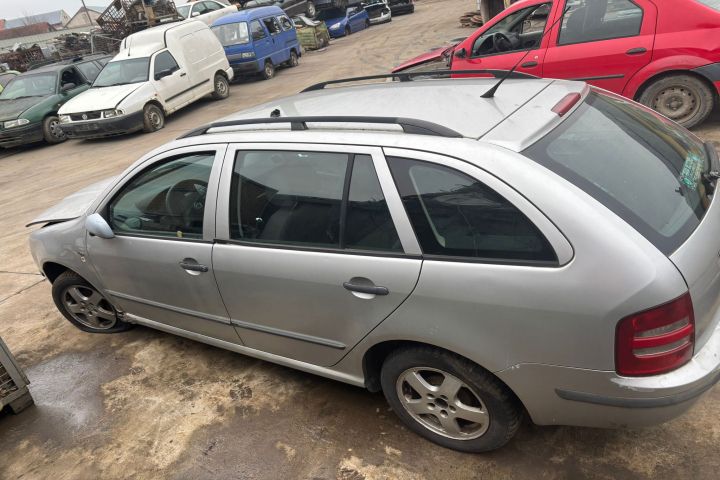 Turbosuflanta 038 253 019 P Skoda Fabia 6Y