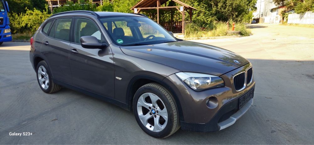 BMW X1 2012 — imagine 2