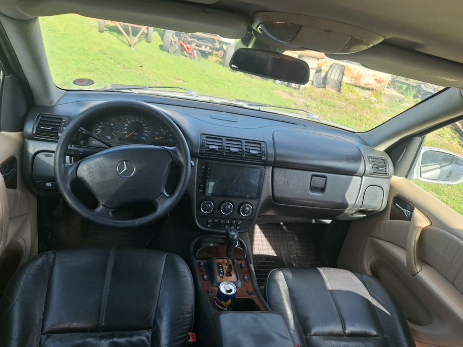 MERCEDES-BENZ ML-Class 0 — imagine 3