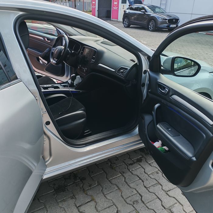 RENAULT Megane 2020 — imagine 2