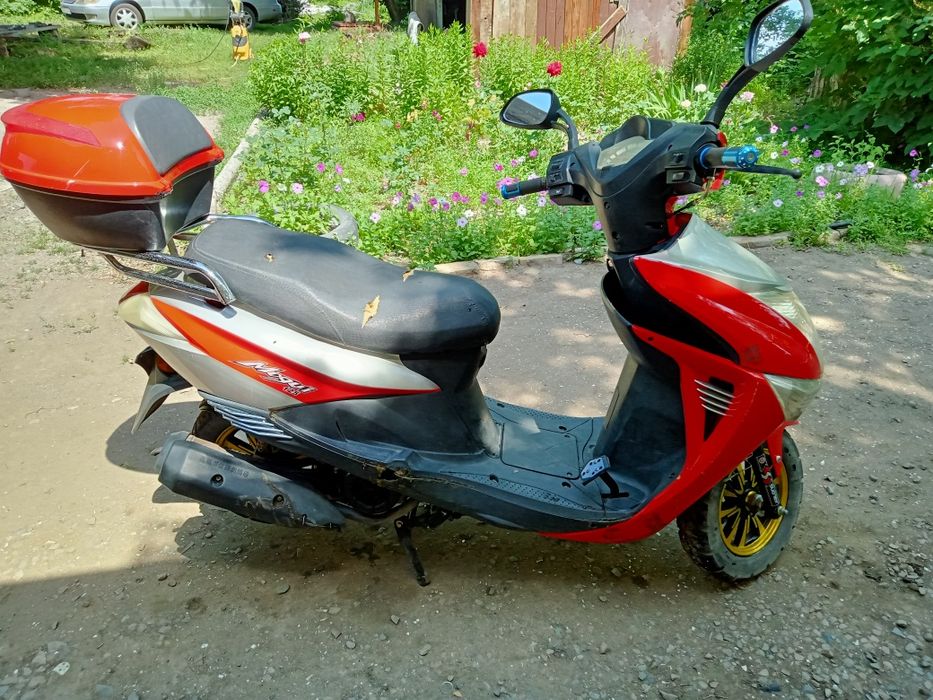 Мопед Скутер в хорошем состоянии