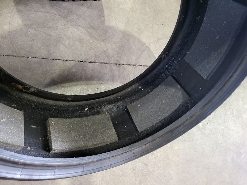 285/30/22 PIRELLI 2бр