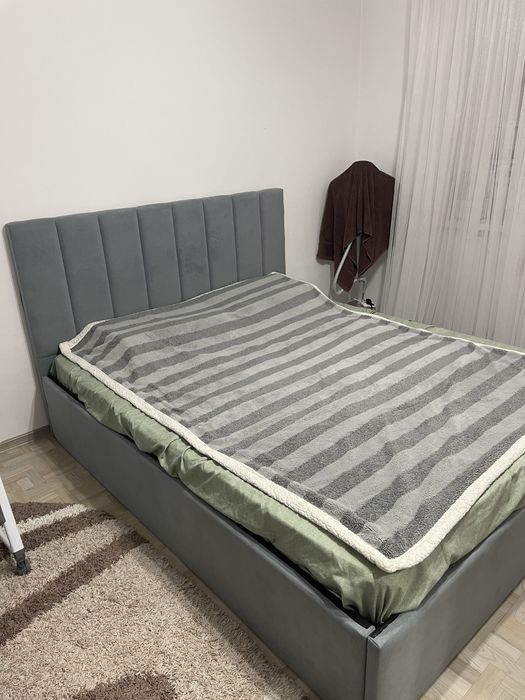 Продам кровать 160*200