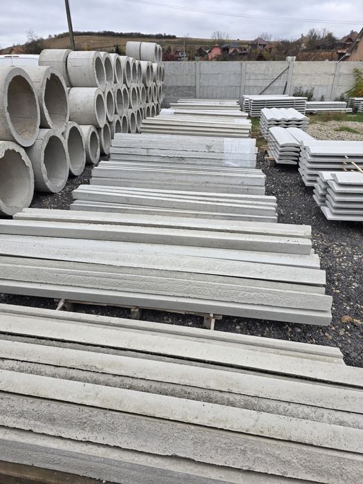 Stalpi de beton spalieri vibrați