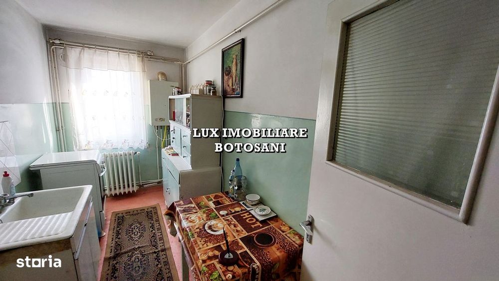 Apartament 4 camere, Maxim Gorki