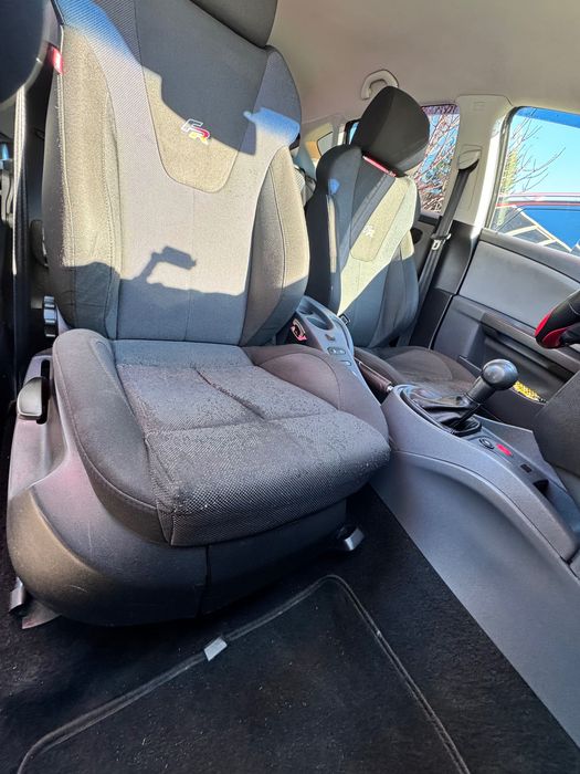 Seat leon FR седалки