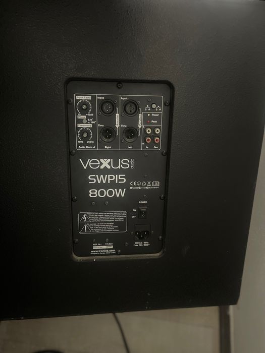 Vând subwoofer activ