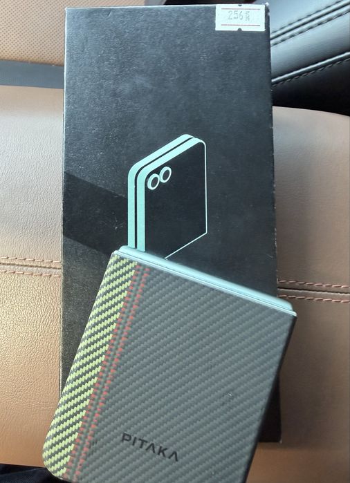 Samsung flip 6  - 256