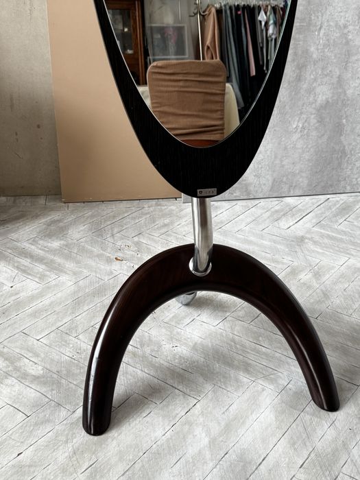 Зеркало напольное овальное