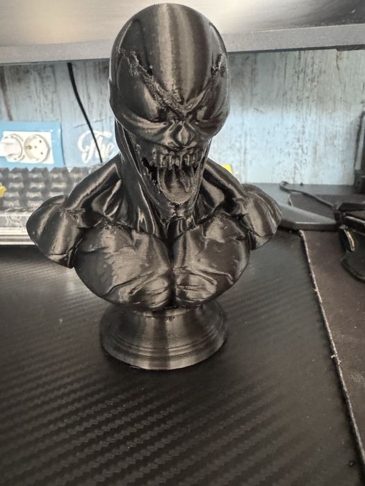 Venom Marvel 3d екшън фигурка