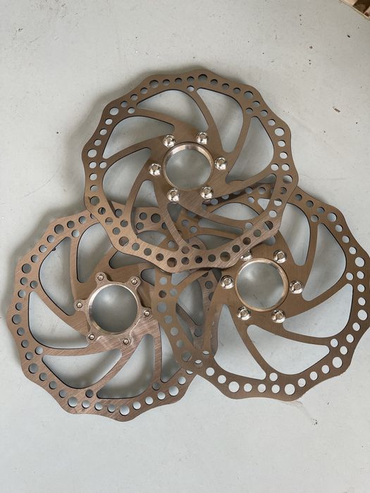 Диск с главина на резба 160мм за велосипед