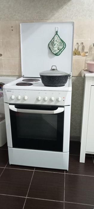 Продается плита с духовкой хорошем состоянии