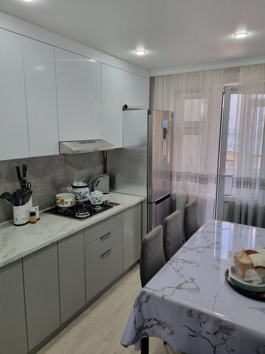 Продам 2 комн квартиру мкр Молодежный 17